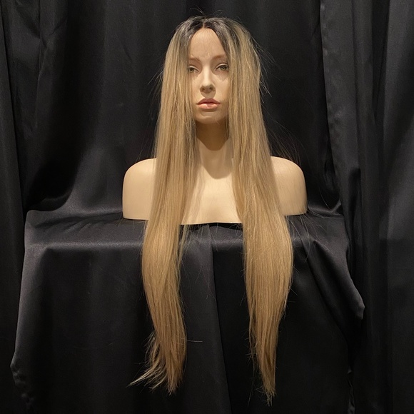 Bellami Straight Synthetic Wig 34" 385g Honey Blonde - Picture 2 of 4